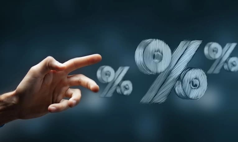 Các ngân hàng đẩy mạnh chuyển đổi số, tăng cường ứng dụng AI và blockchain trong hoạt động.